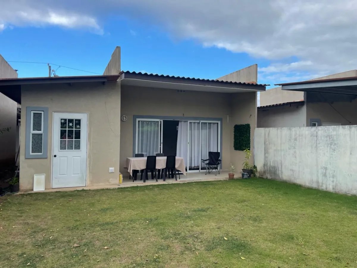 Venta de amplia casa en Arraiján