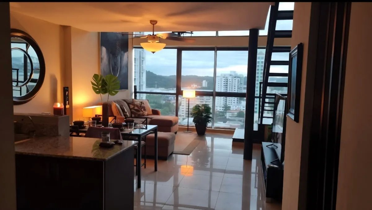 Se Alquila hermoso apartamento en El Cangrejo PH Vitro