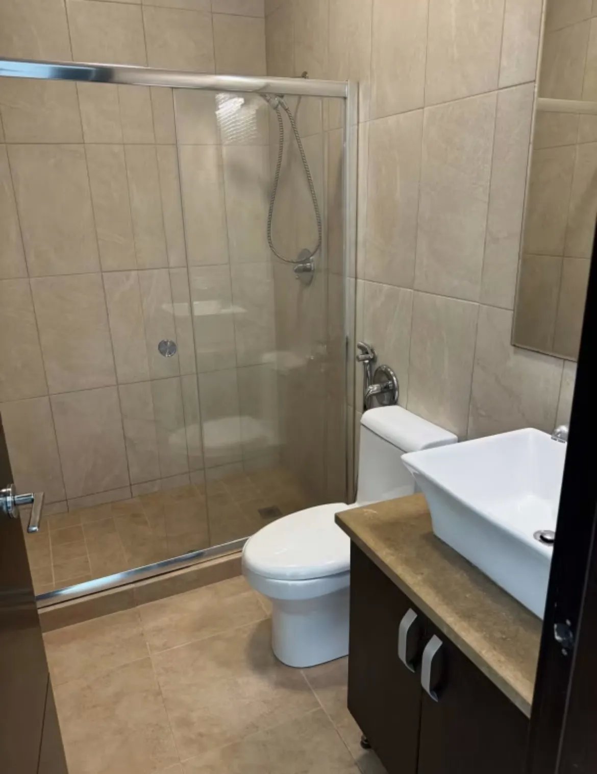 Venta de Apartamento con Línea Blanca en Costa del Este