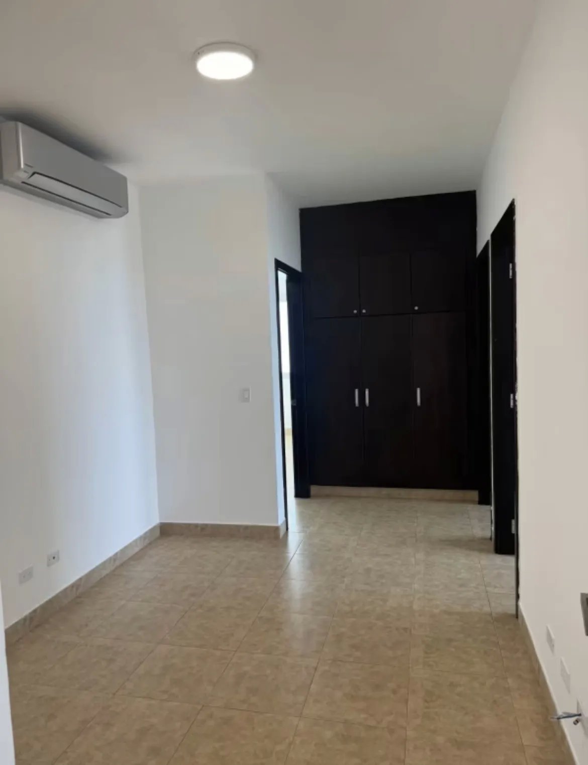 Venta de Apartamento con Línea Blanca en Costa del Este