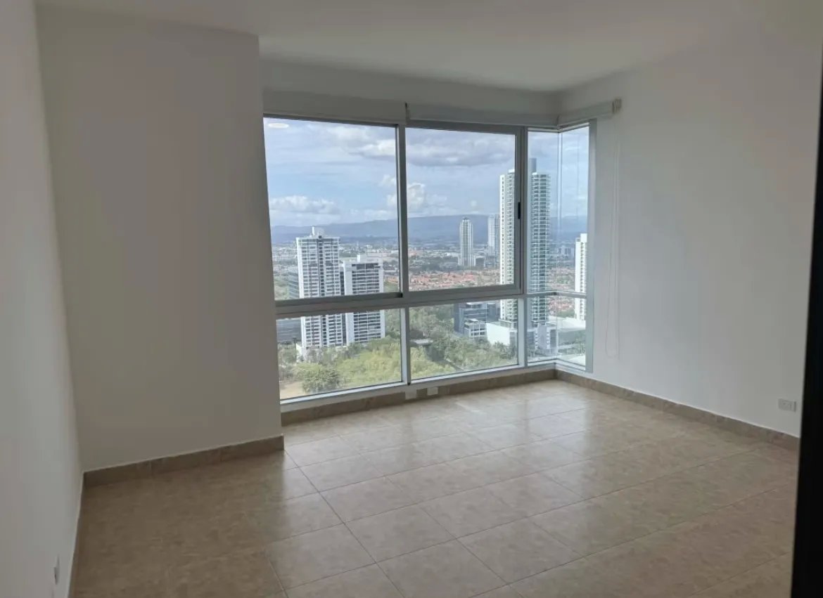 Venta de Apartamento con Línea Blanca en Costa del Este