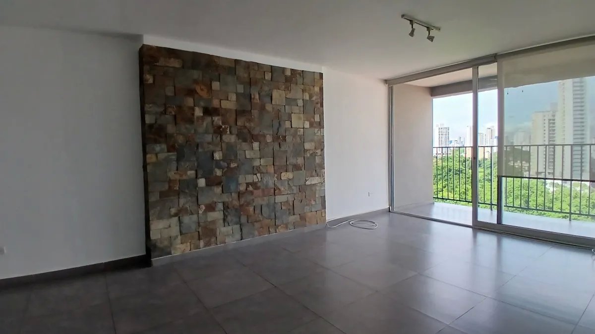 Venta de Apartamento en Parque Omar PH Terrazas