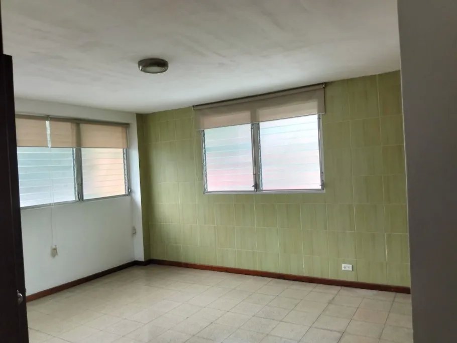 Apartment For Rent in Vía Israel