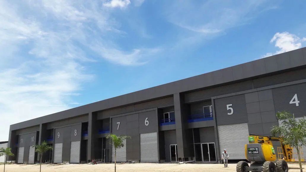 Industrial For Sale in Avenida José Agustín Arango