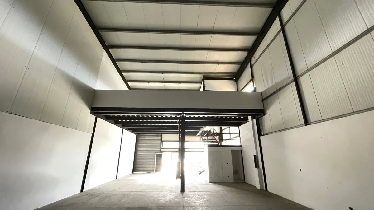 Industrial For Sale in Avenida José Agustín Arango