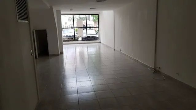 SE ALQUILA LOCAL COMERCIAL EN SAN FRANCISCO
