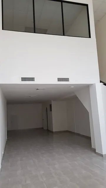 Retail For Rent in C. 75 Este y 76, Panamá