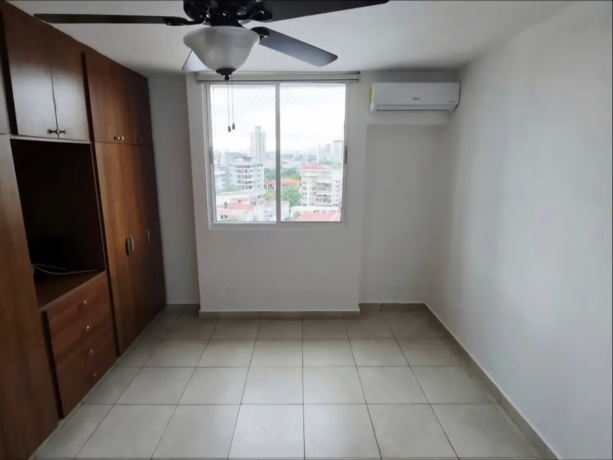 Apartment For Rent in Bella Vista