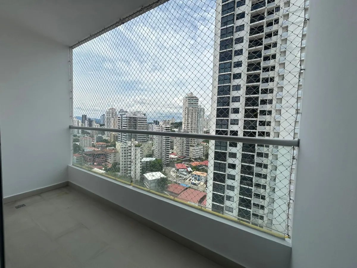 Apartment For Sale in EL CARMEN