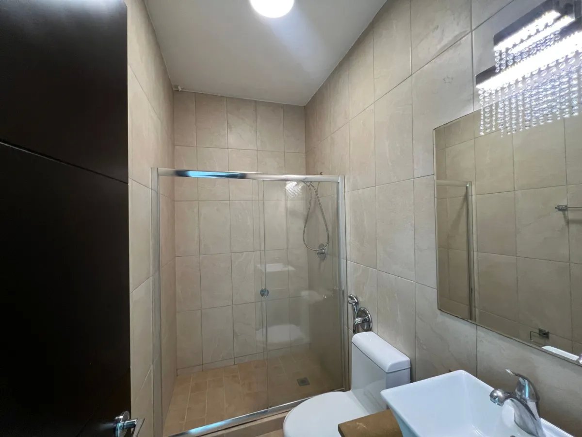 Venta de apartamento en PH. Titanium, Costa del Este