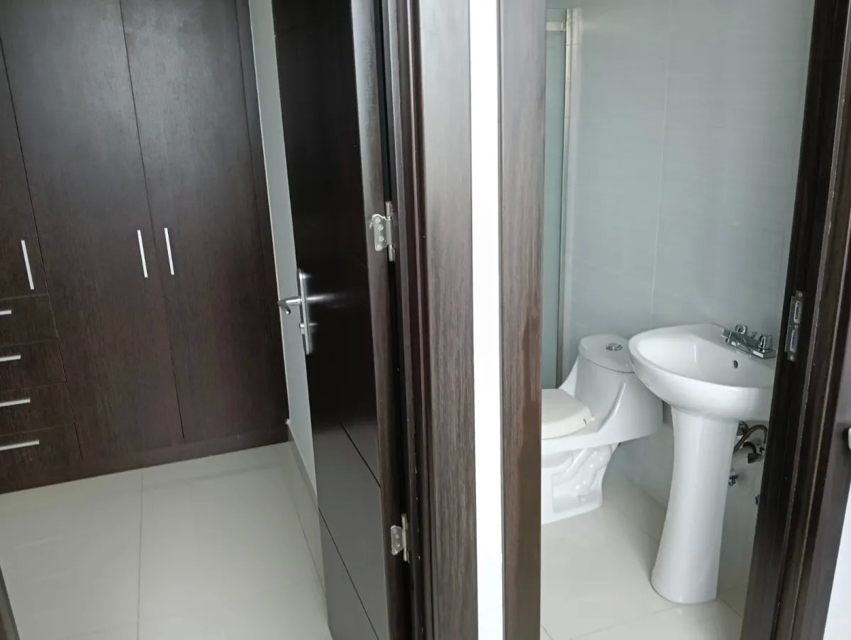 Apartment For Sale in El Cangrejo