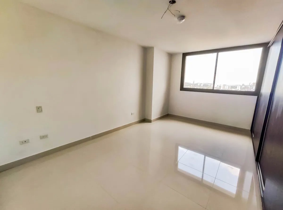 Apartment For Sale in El Cangrejo
