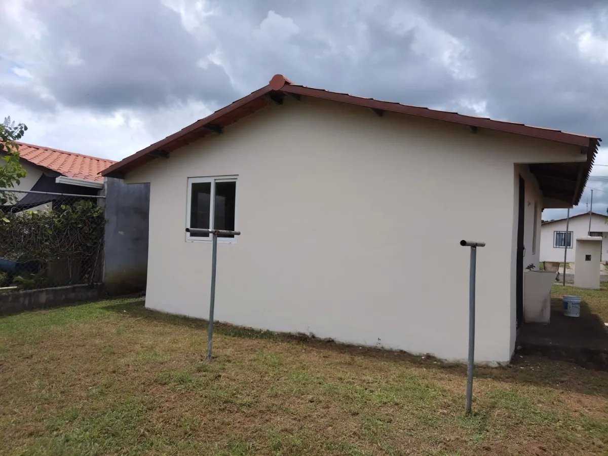 Se vende casa en Las Tablas