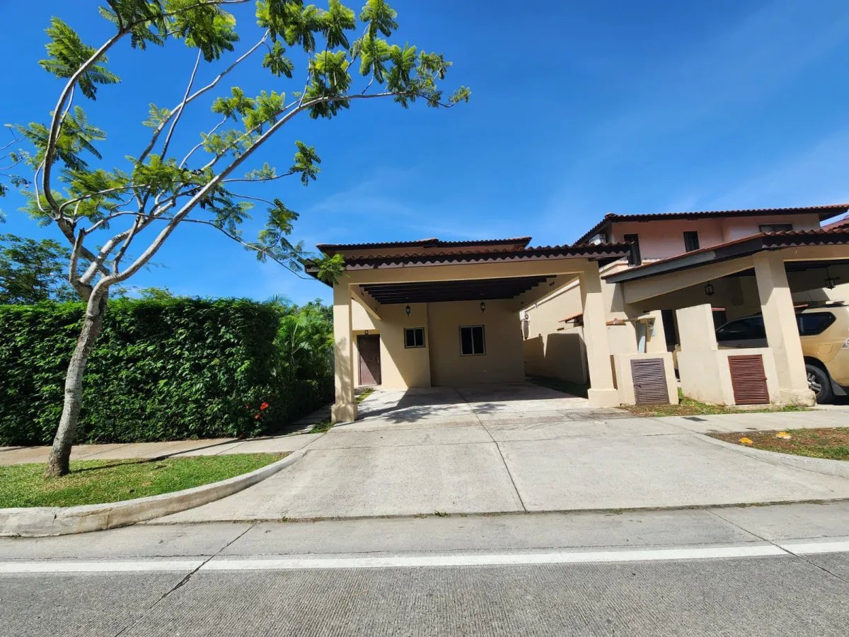 Venta de Casa en Woodlands  Panamá Pacífico