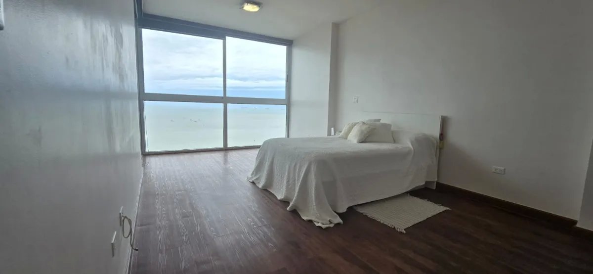 Venta de apartamento en PH H2O