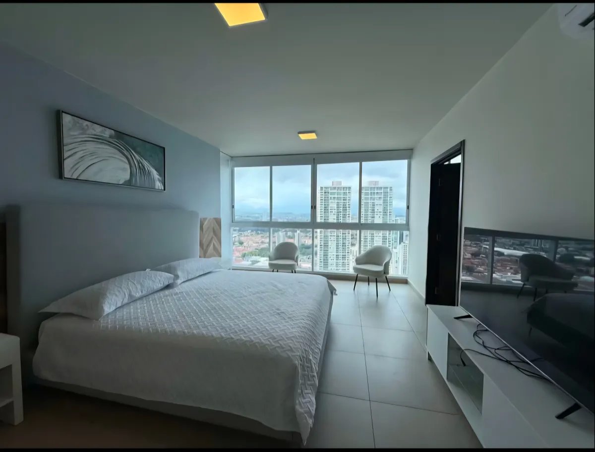 Venta de Apartamento Amoblado en Costa del Este, Juan Díaz