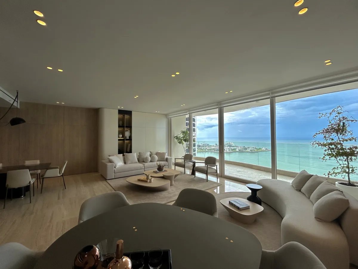Apartment For Sale in Punta Paitilla