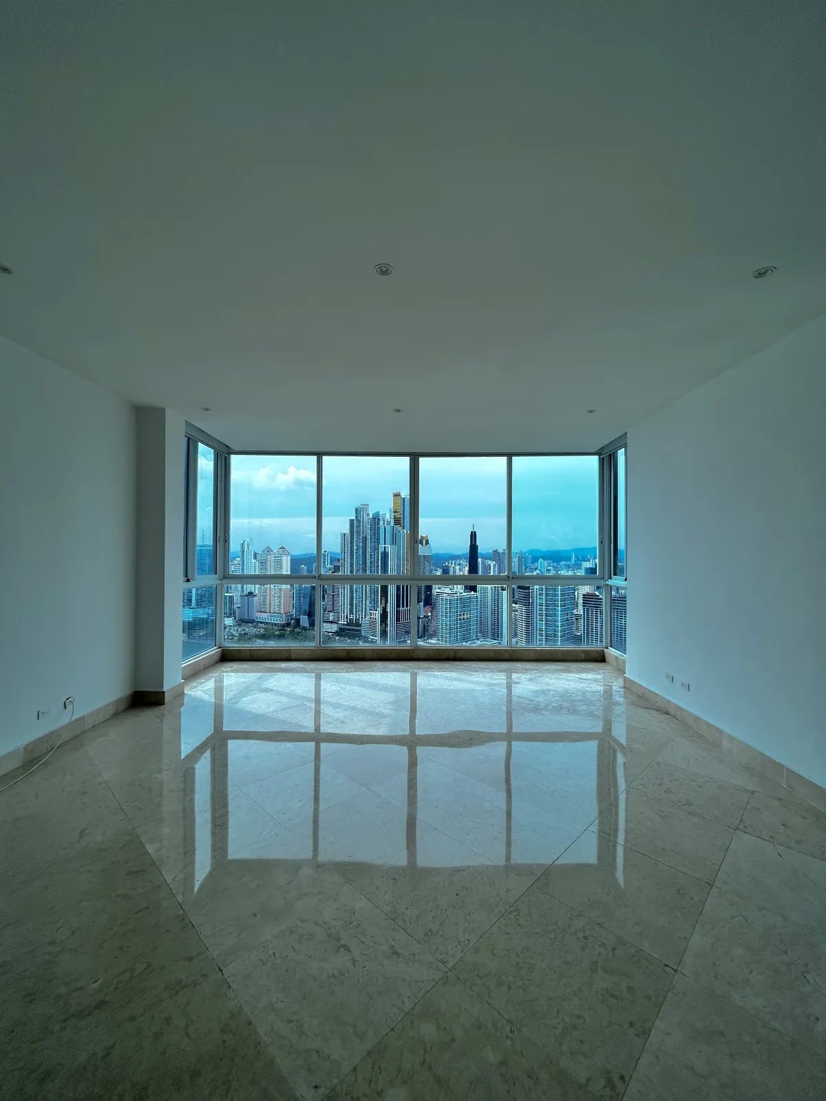 Alquiler de Apartamento en The Point  Paitilla