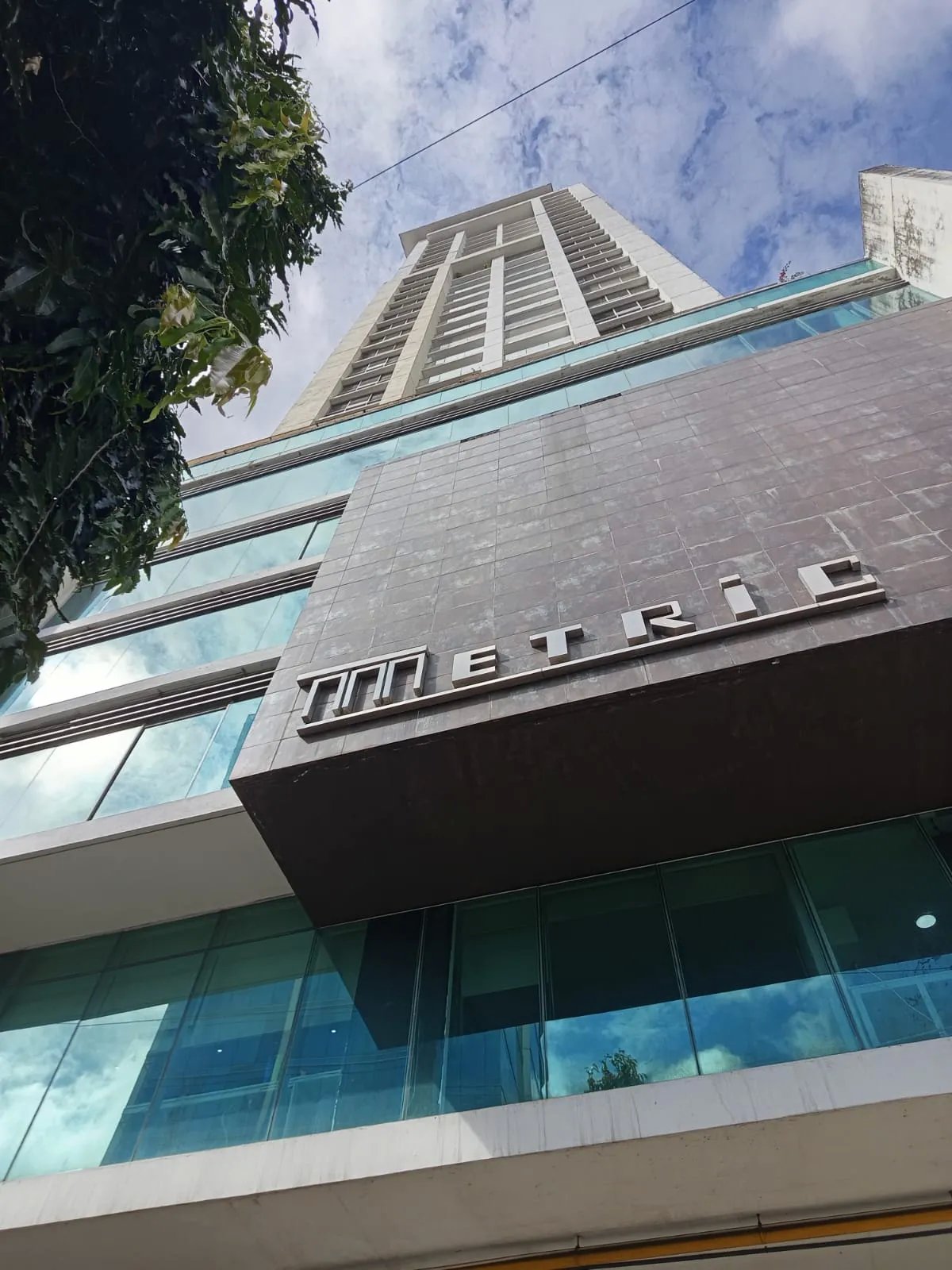 Apartamento en PH Metric: Comodidad y Ubicación Premium