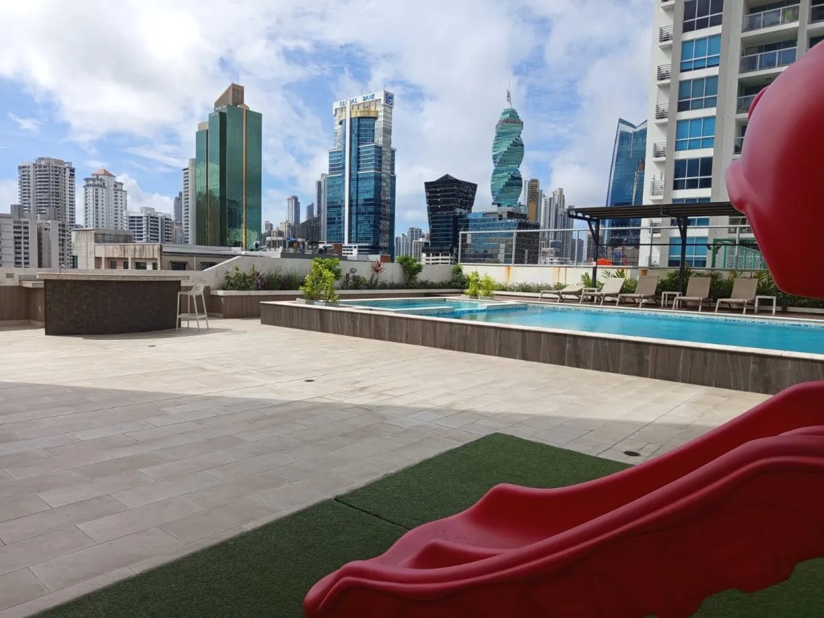 Apartamento en PH Metric: Comodidad y Ubicación Premium
