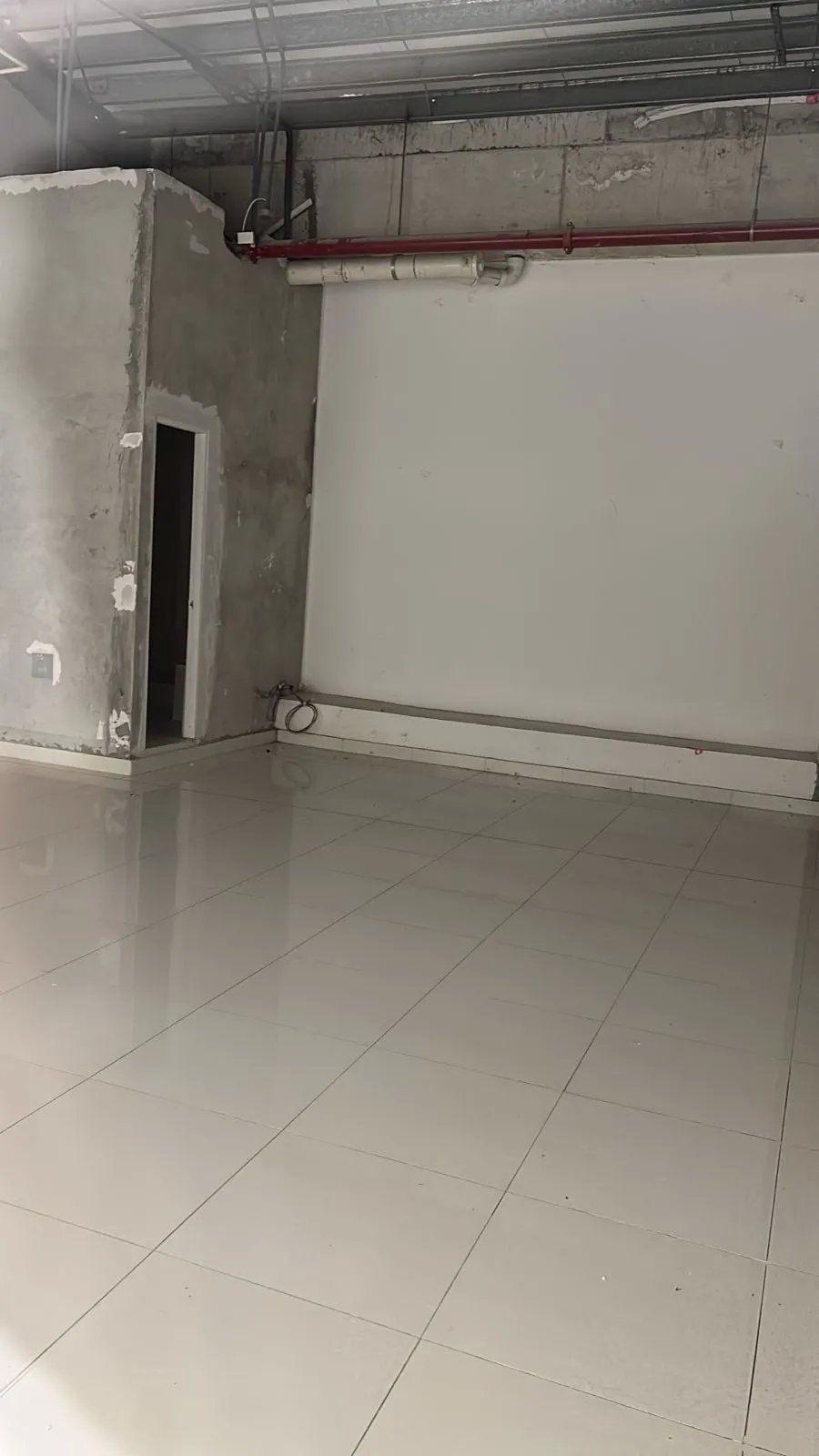 Alquiler de Local Comercial en Megamall, Panamá Este