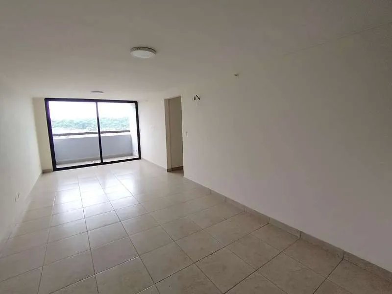 Venta de apartamento en Condado Country Club