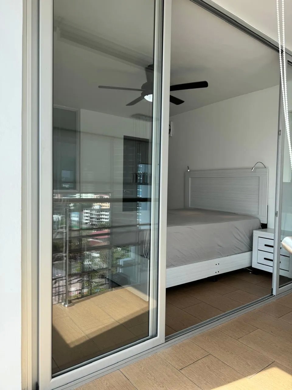 Apartment For Sale in Vía Argentina