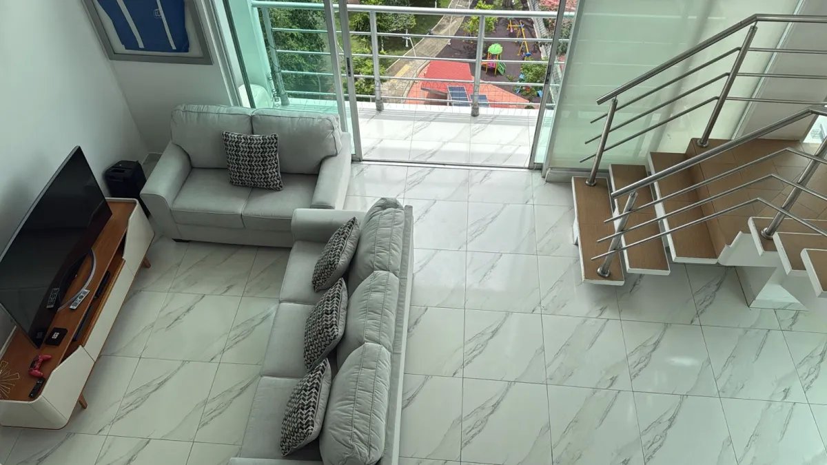 Apartment For Sale in Vía Argentina