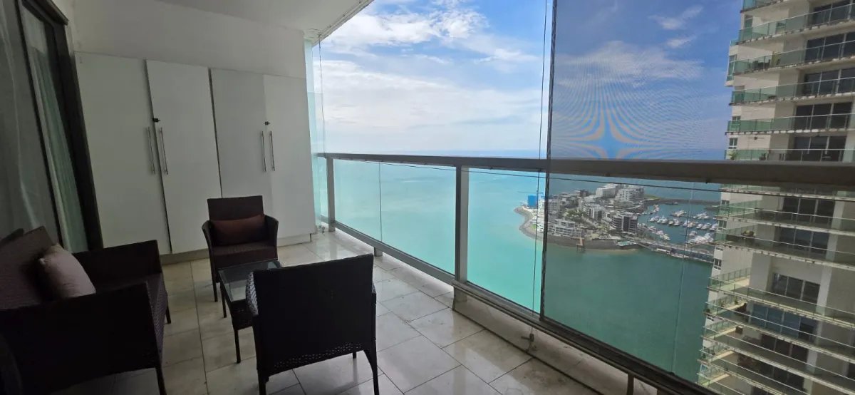 ¡Lujo y Vistas Panorámicas en The Ocean Club!