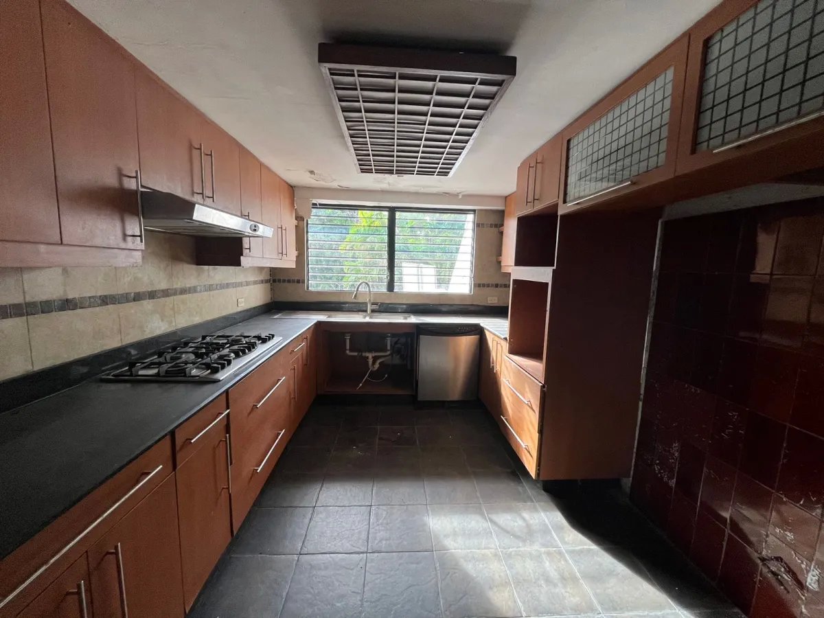 Single Family Attached For Sale in Coco del Mar, San Francisco