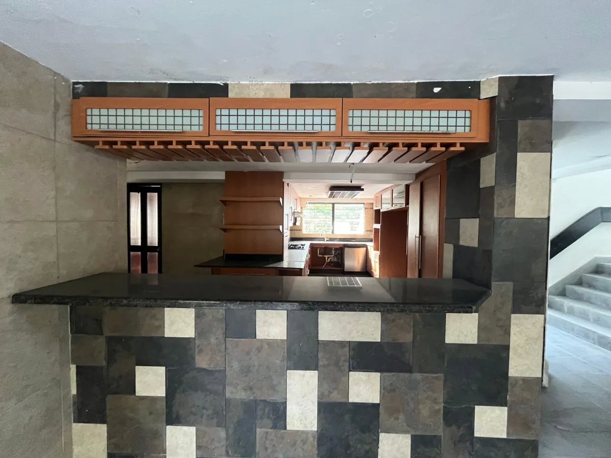 Single Family Attached For Sale in Coco del Mar, San Francisco