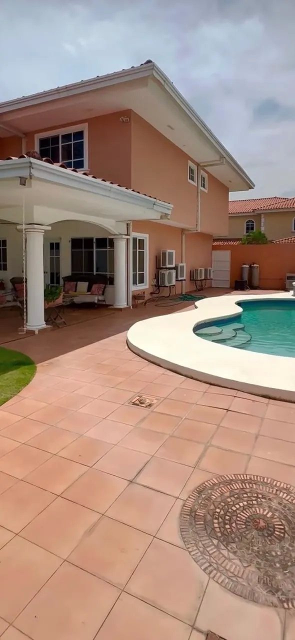 SE VENDE  CASA EN PALMERAS - COSTA DEL ESTE