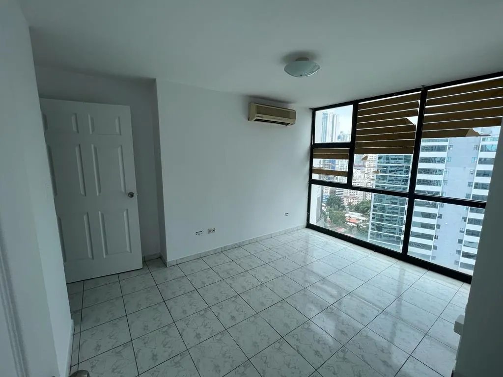 Apartment For Sale in Campo Alegre, Bella Vista