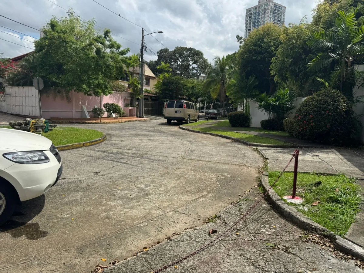 1,200 m² de Terreno Exclusivo en El Carmen - Ciudad de Panamá