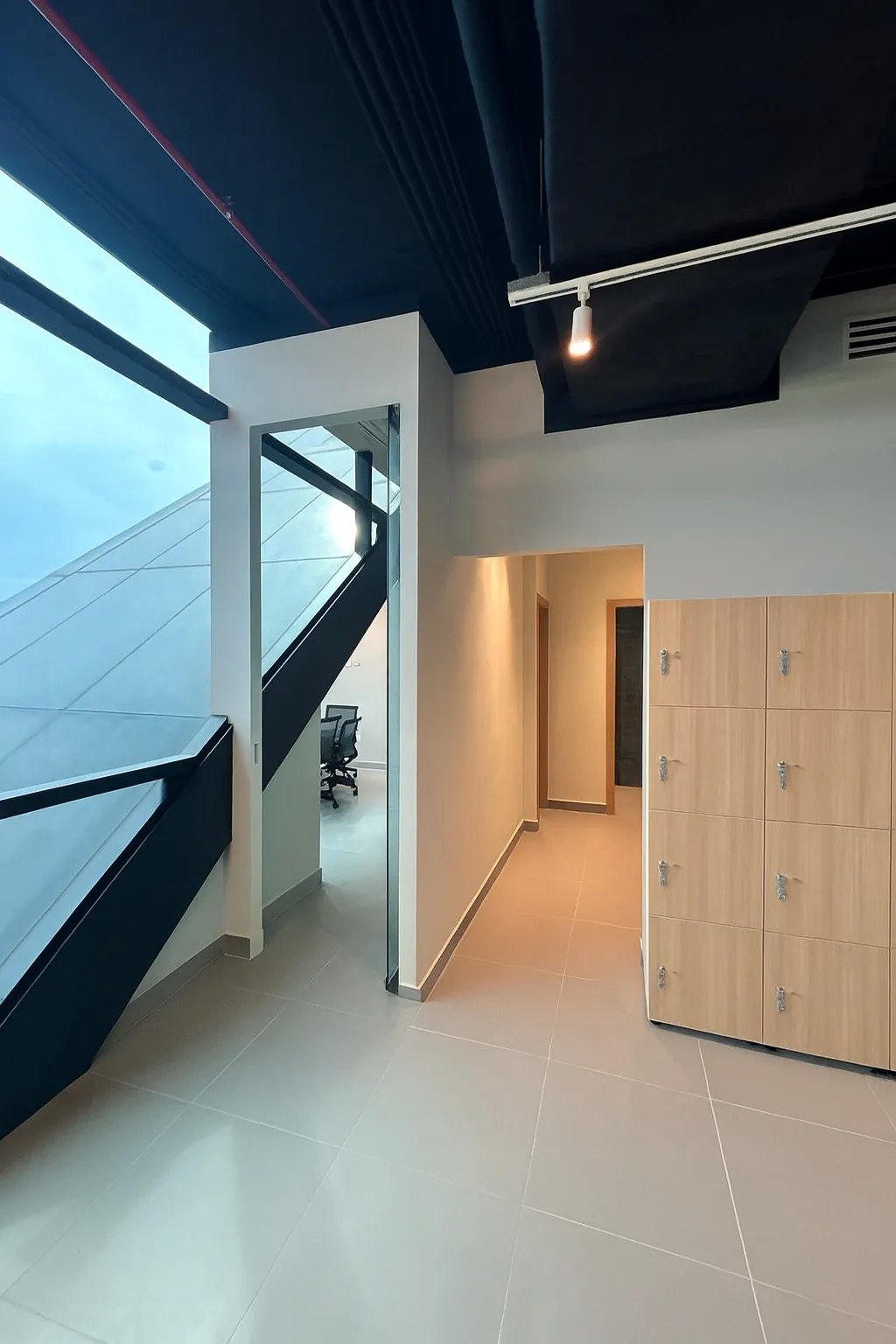 Alquiler de Oficina Amoblada  Tower Financial Center, Calle 50