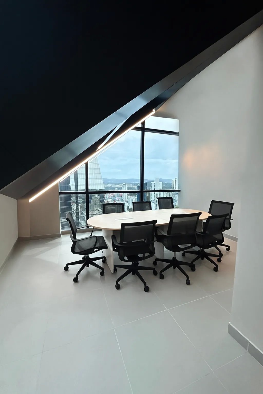 Alquiler de Oficina Amoblada  Tower Financial Center, Calle 50