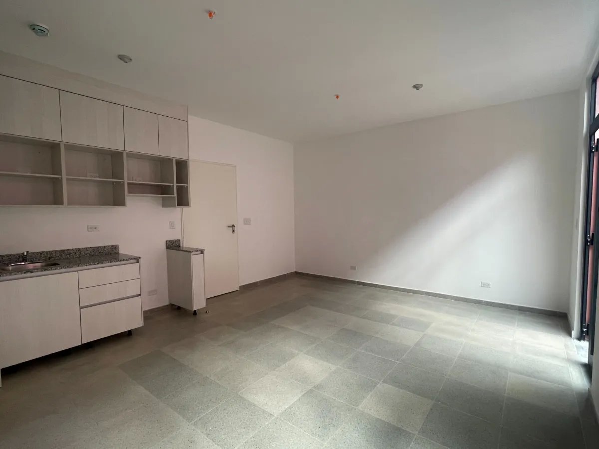 Apartment For Sale in Santa Ana
