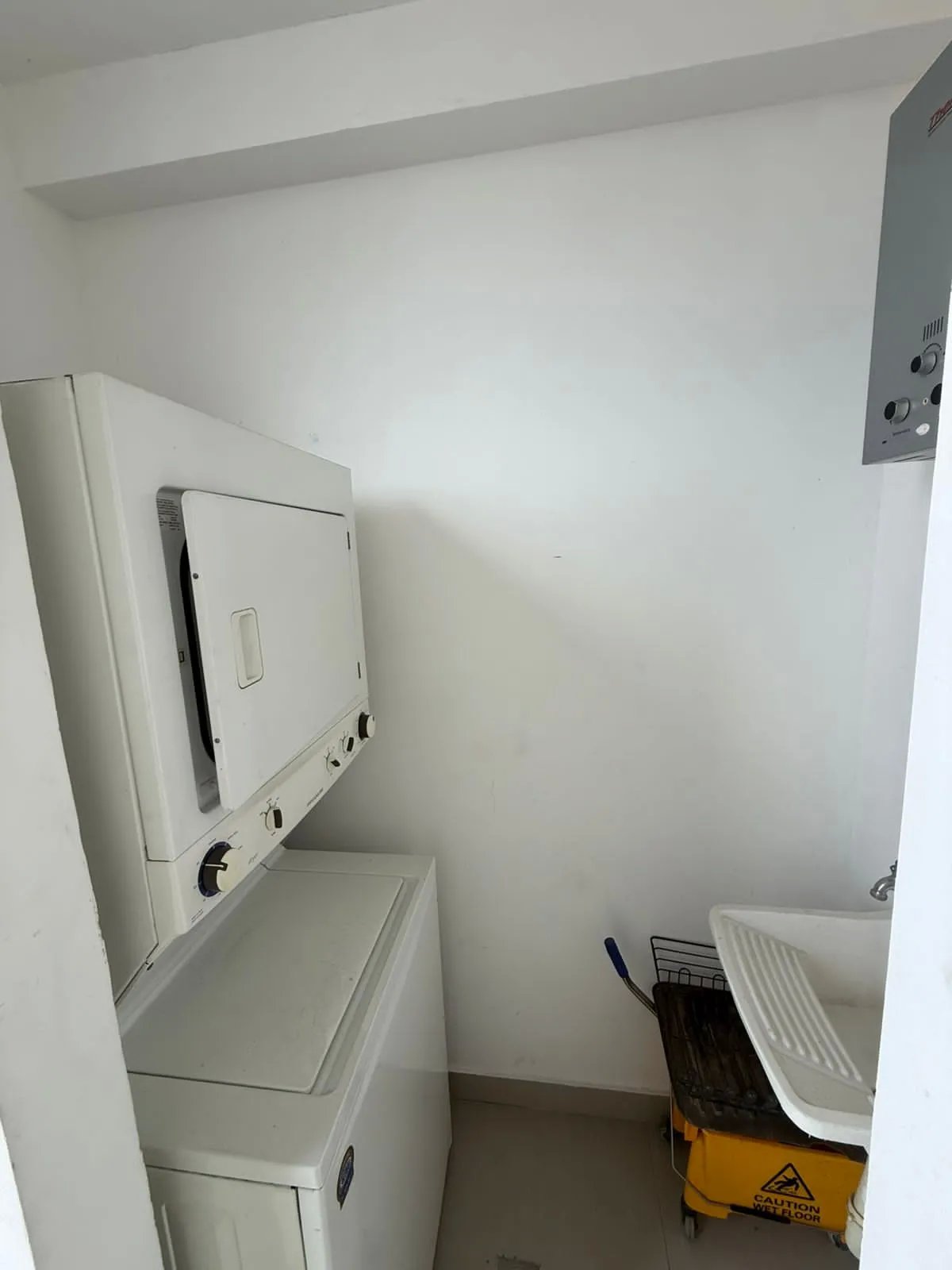 Apartment For Sale in Bethania, Panamá