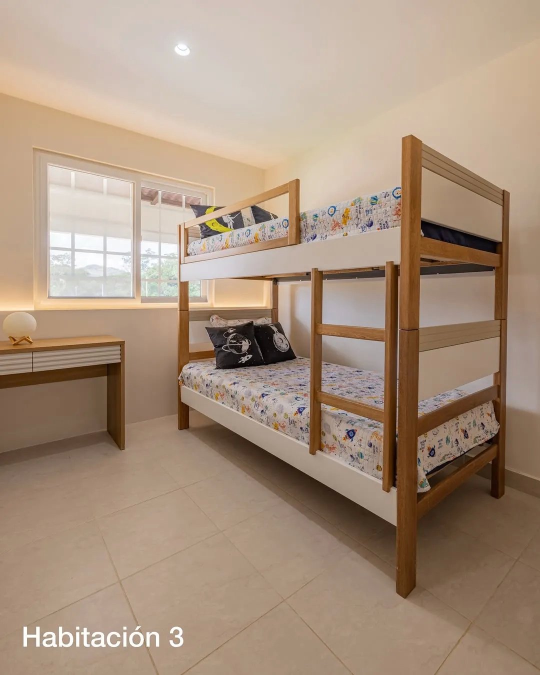 VENTA DE CASA RESIDENCIALES EN COLONIA REAL