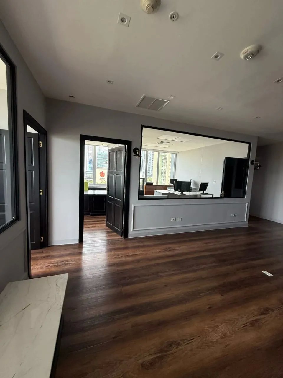Venta de Oficina Comercial en PH Torre Centenario  Parque Lefevre / Costa del Este