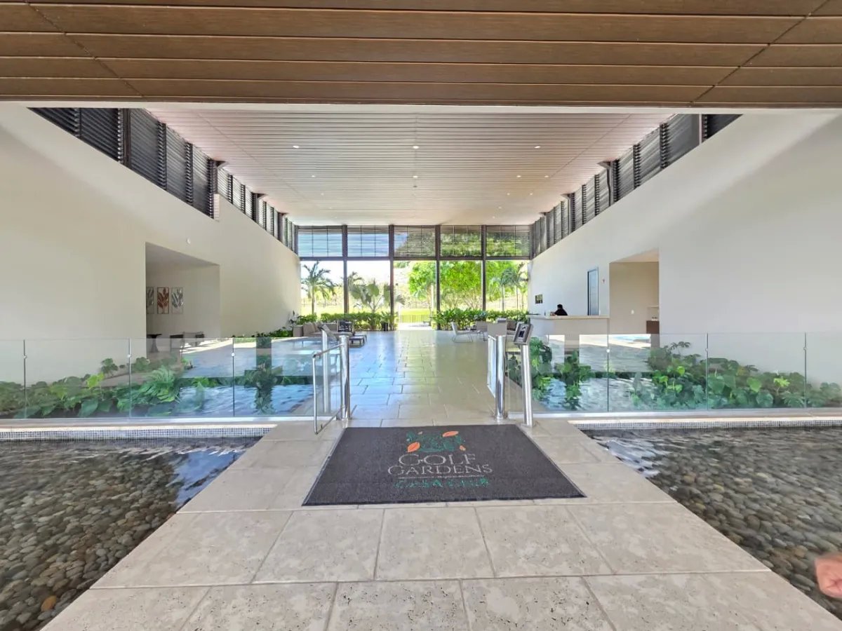 Single Family Detached For Sale in BRISAS DEL GOLF