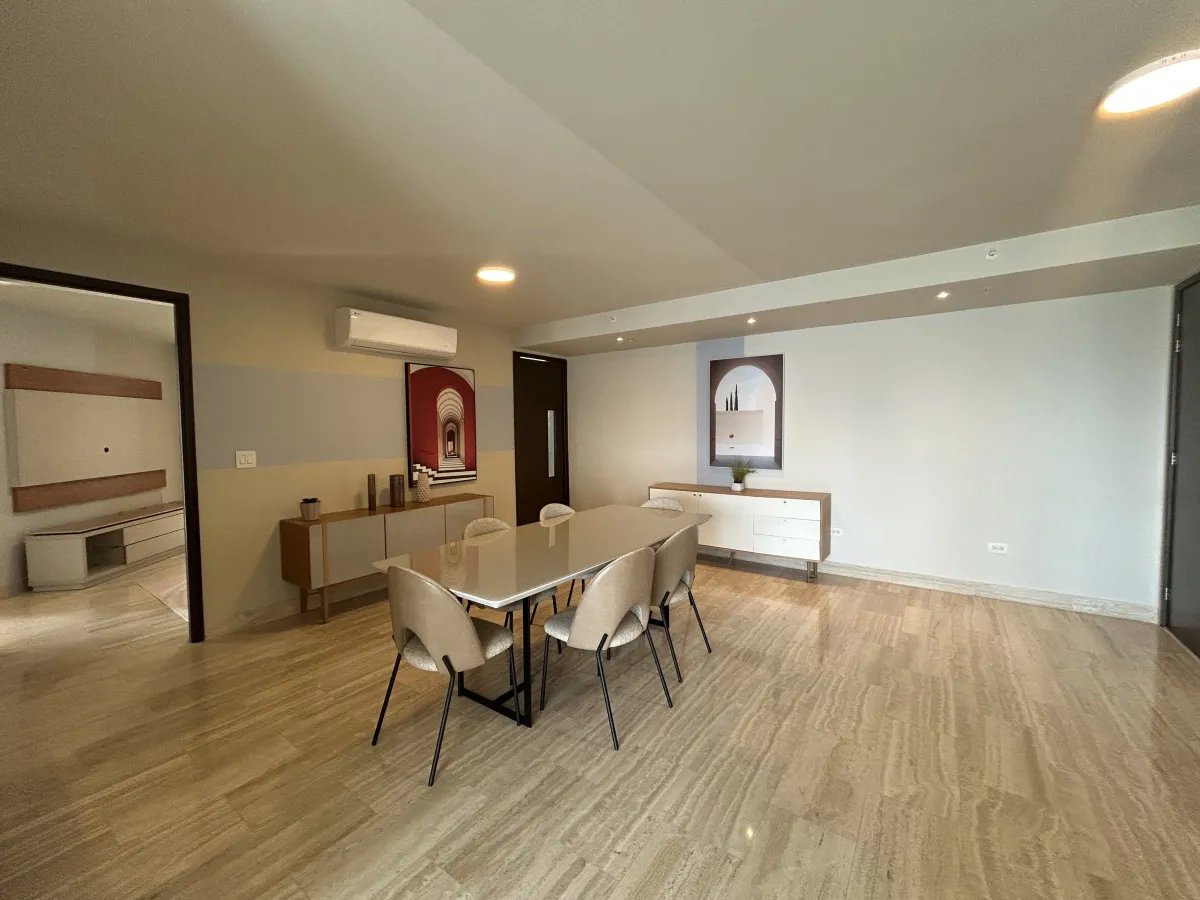 Venta de Apartamento en PH The Regent  Costa del Este