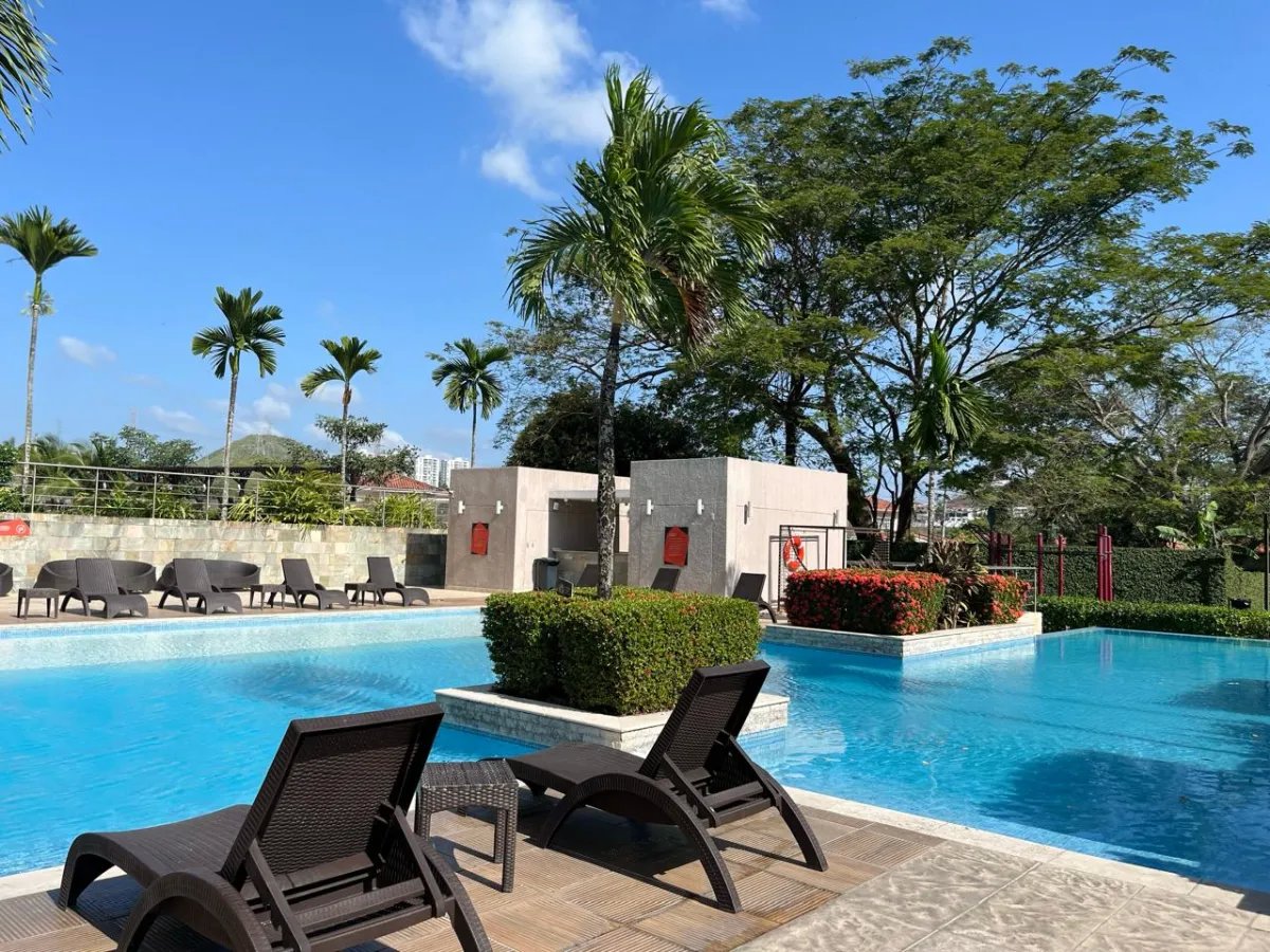 Venta de apartamento en Condado Country Club