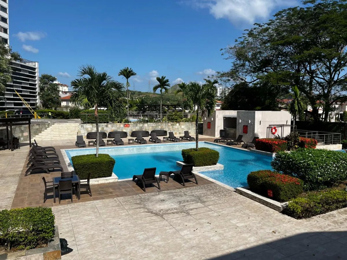 Venta de apartamento en Condado Country Club