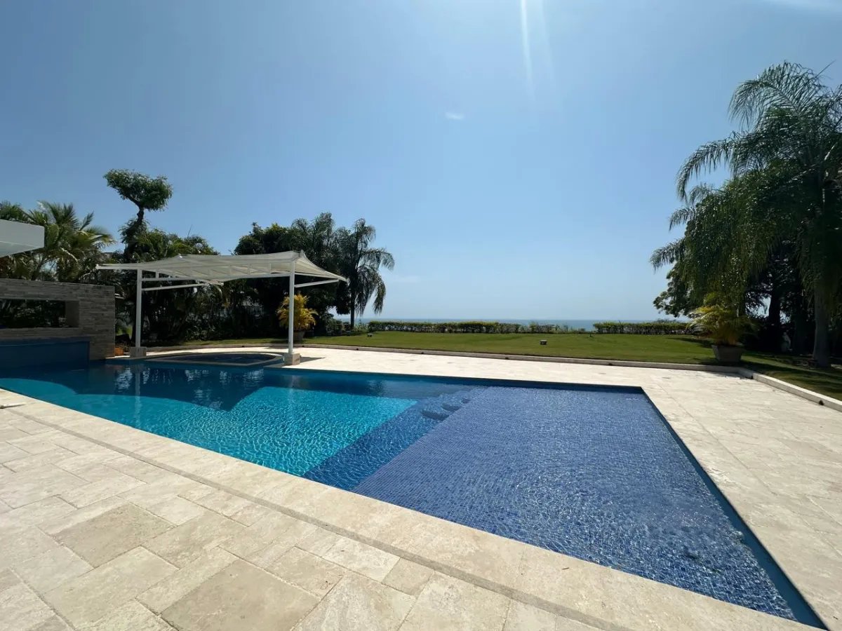 Venta de casa frente al mar en Bijao, Río Hato