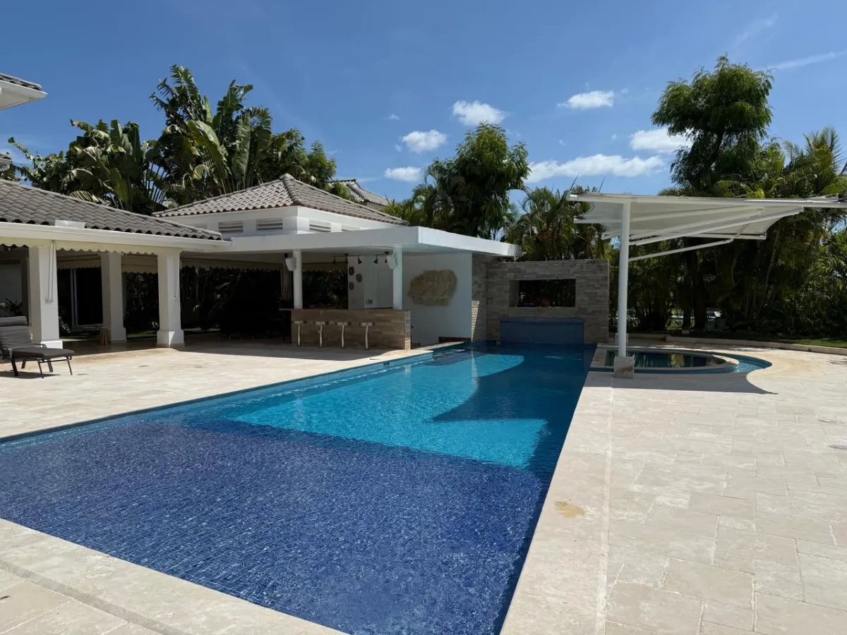 Venta de casa frente al mar en Bijao, Río Hato