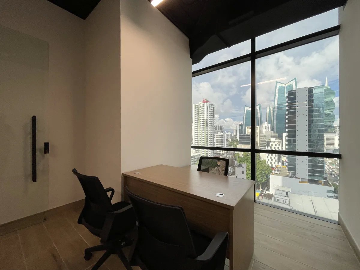 Alquiler de Oficina Amoblada en Tower Financial Center  Calle 50