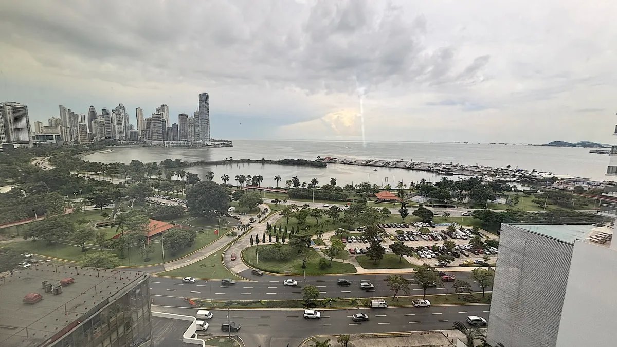 Venta de Apartamento PH Rocamar, 227.66 m2