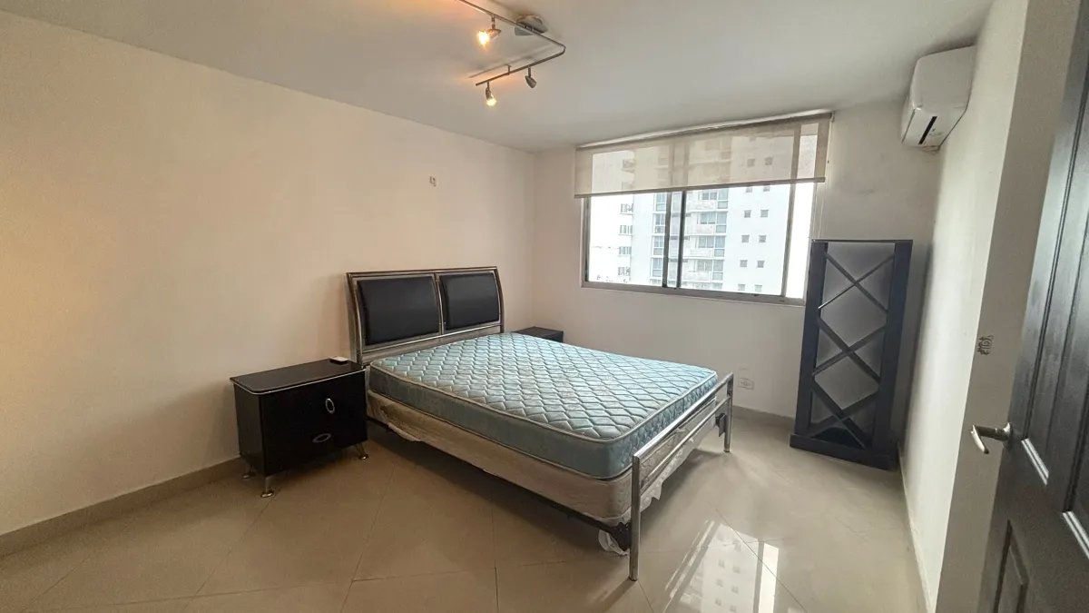 Venta de Apartamento PH Rocamar, 227.66 m2
