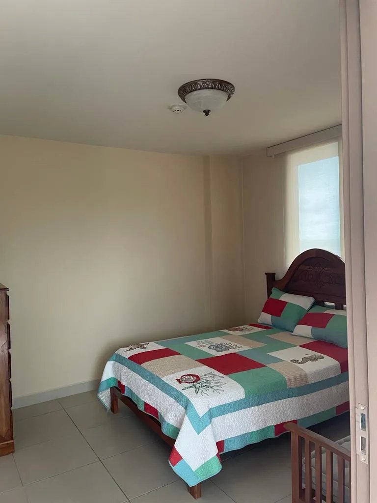 SE VENDE HERMOSO APARTAMENTO EN P.H. GALEONES